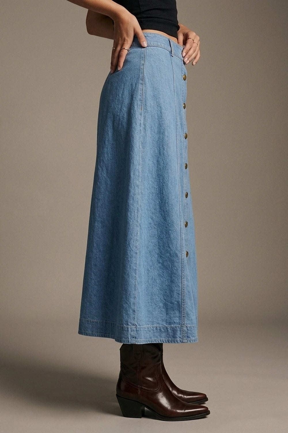UNIKCOSA light blue button-front denim midi skirt with contrast stitching