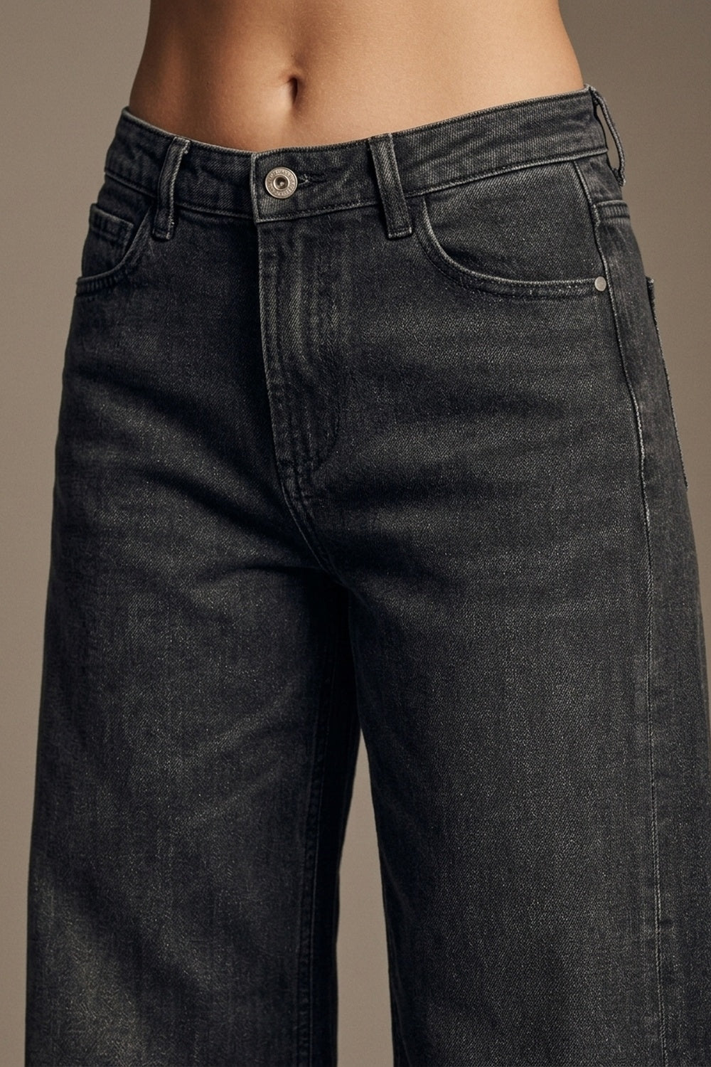 UNIKCOSA Faded Black Vintage Extra Wide-Leg Jeans
