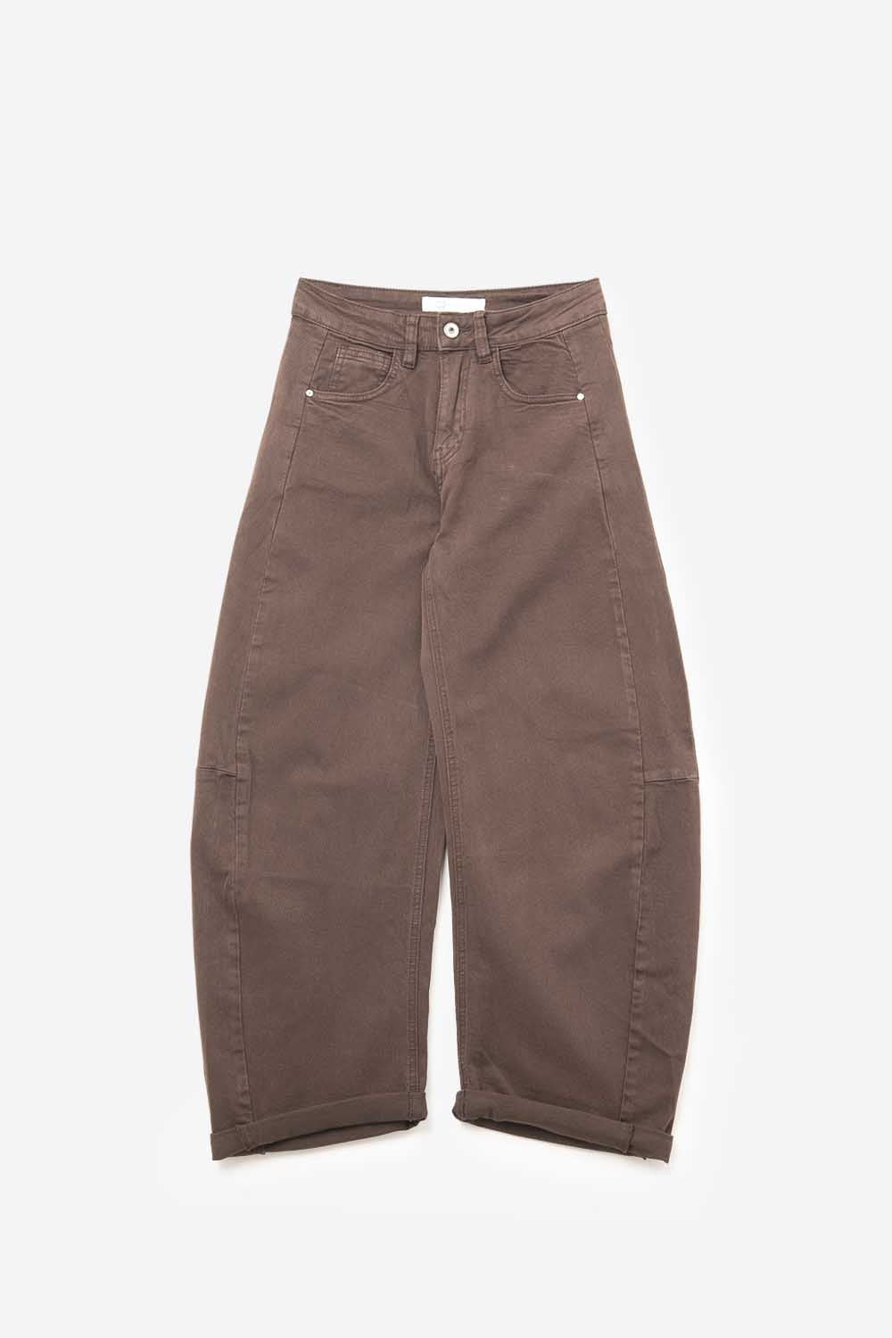 UNIKCOSA Fango Belted Barrel-Leg Pants
