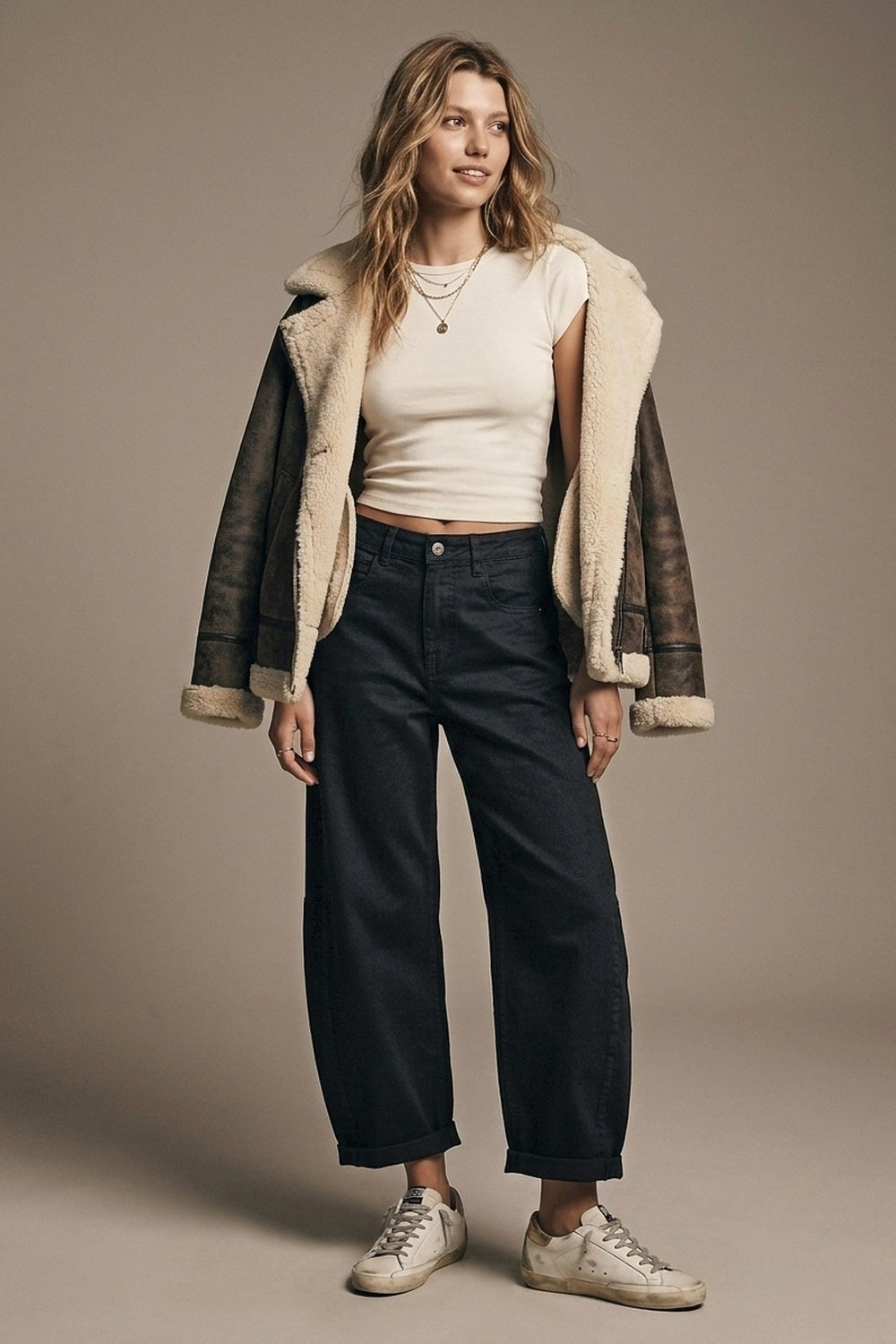 UNIKCOSA Black Barrel-Leg Balloon Jeans