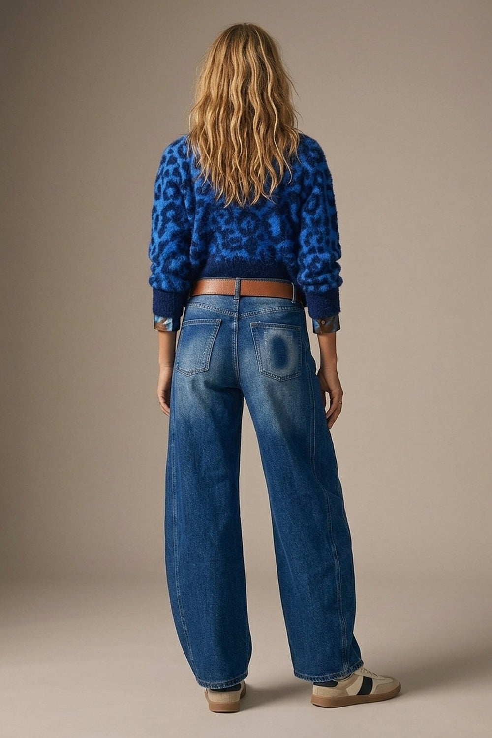 UNIKCOSA Blue Side-Seam Balloon-Leg Jeans