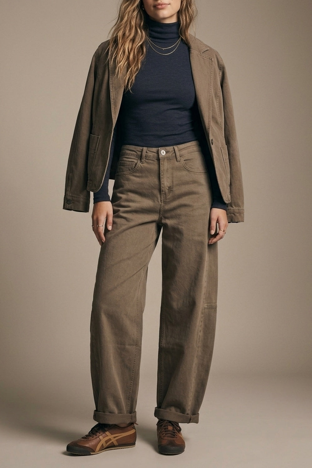 Fango Wide-Leg Pants in Barrel Style with side seam