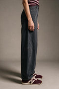 Grey Wide-Leg Pants in Barrel Style with side seam