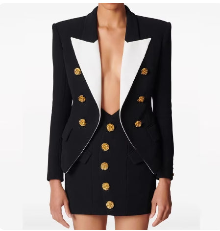 UNIKCOSA Velora Slim Fit Color Blocking Rose Button Jacket💫