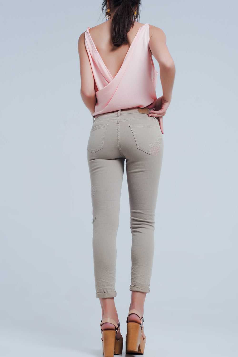 Beige jeans with Floral Embroidery