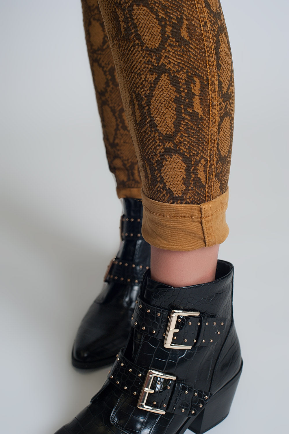 Mustard super skinny reversible pants with snake print