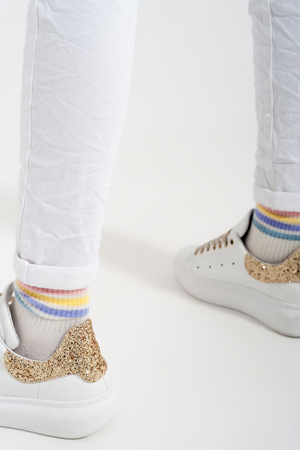 White boyfriend pants with sequin pocket detail