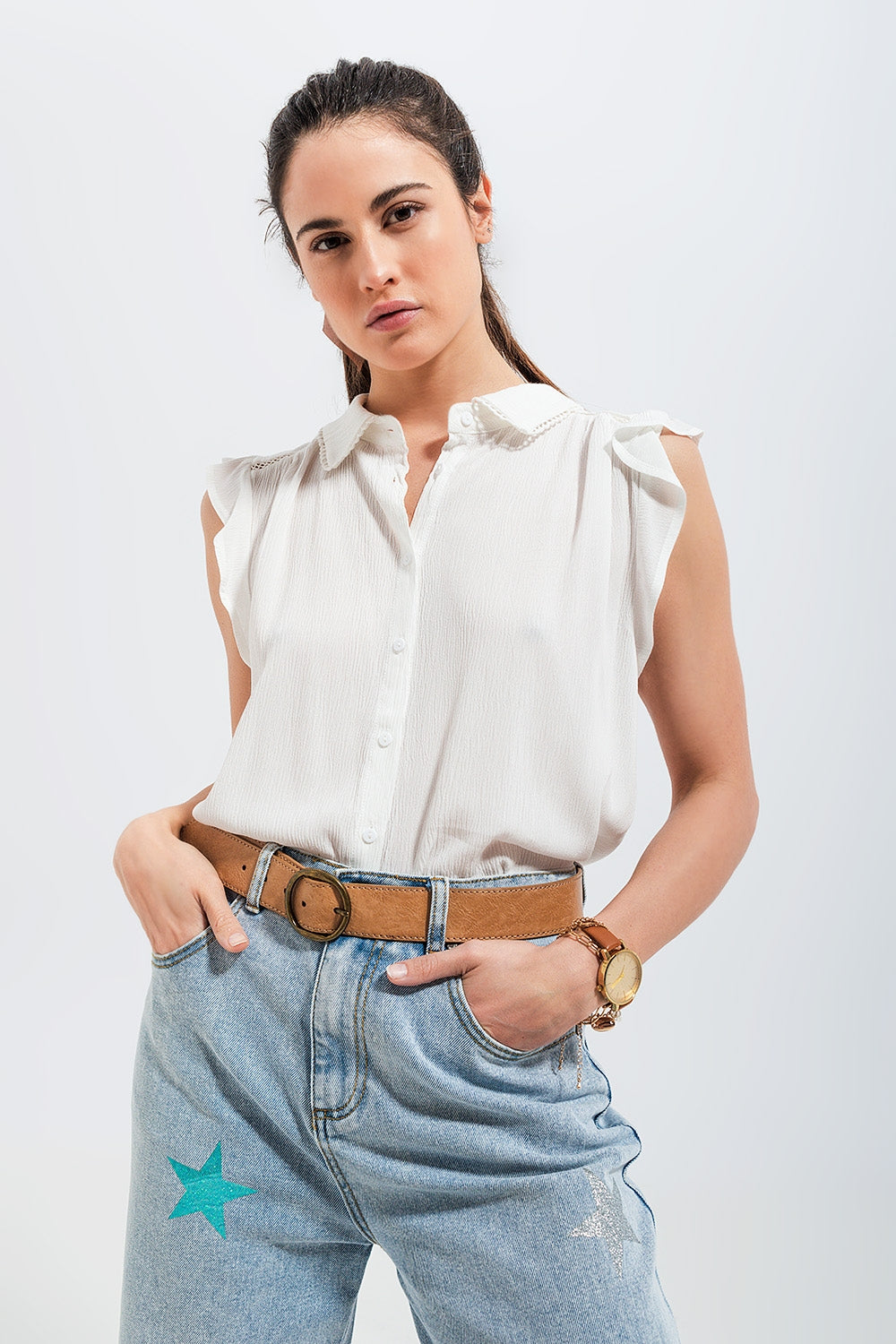 Blouse with frill sleeve in white