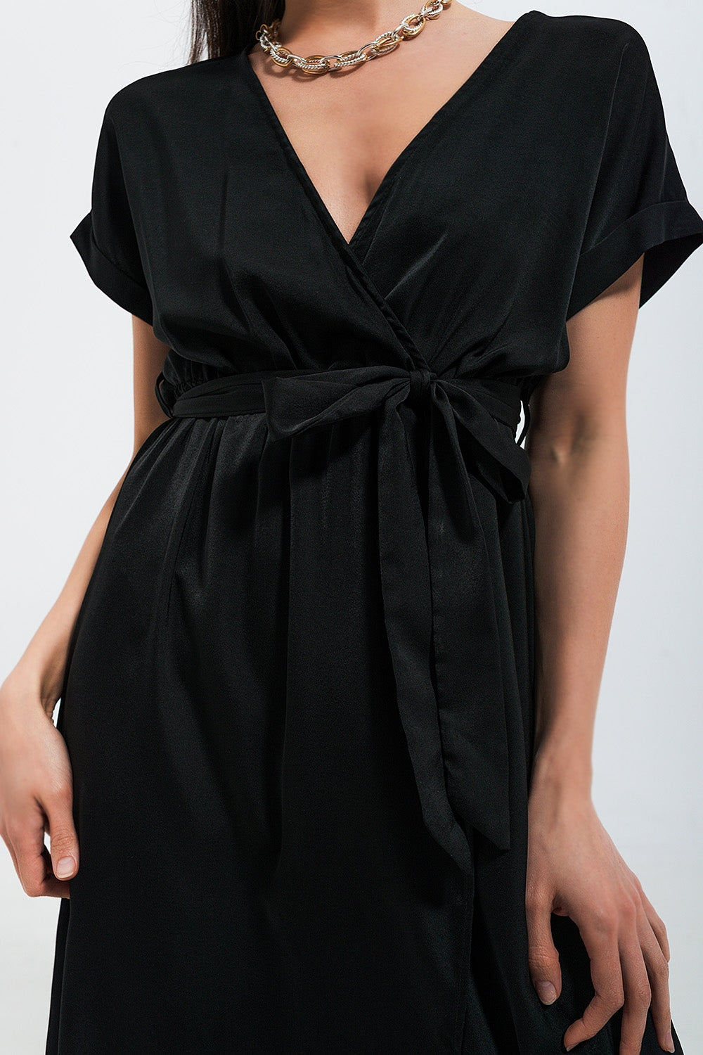 Short sleeve satin maxi dress in black