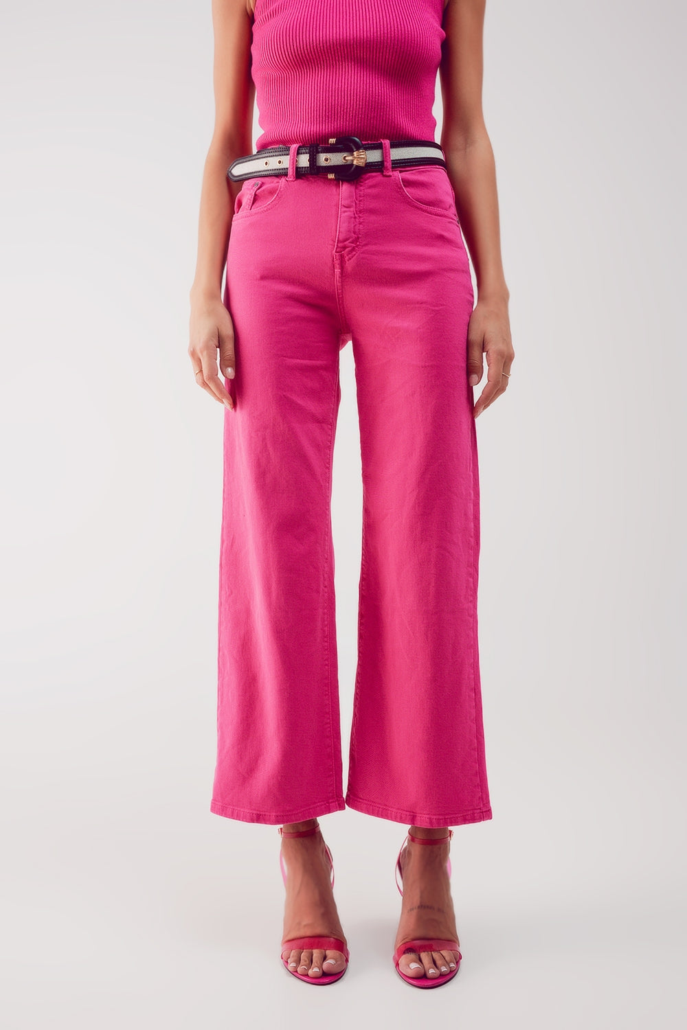 Cropped wide leg jeans in fushia