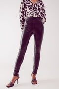 Leather look leggings in black