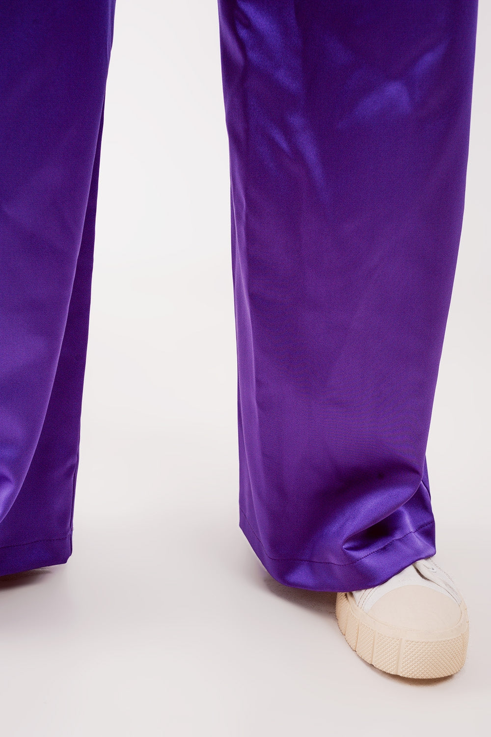 Palazzo pleated pants in purple