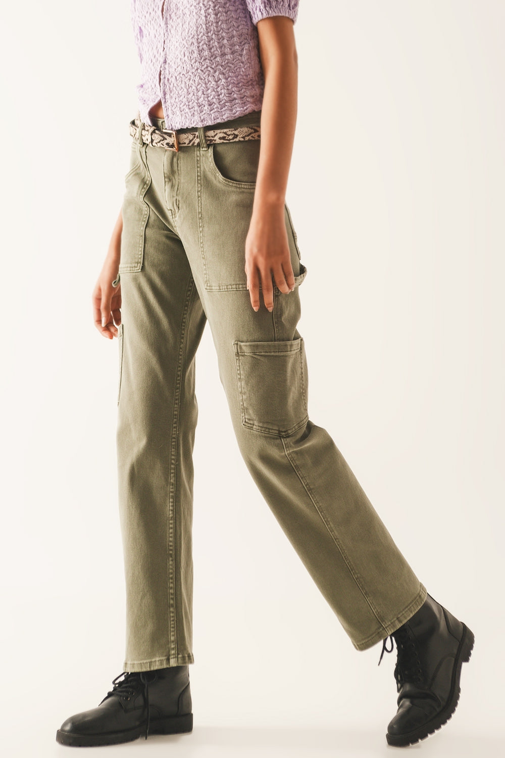 Cargo pants in khaki