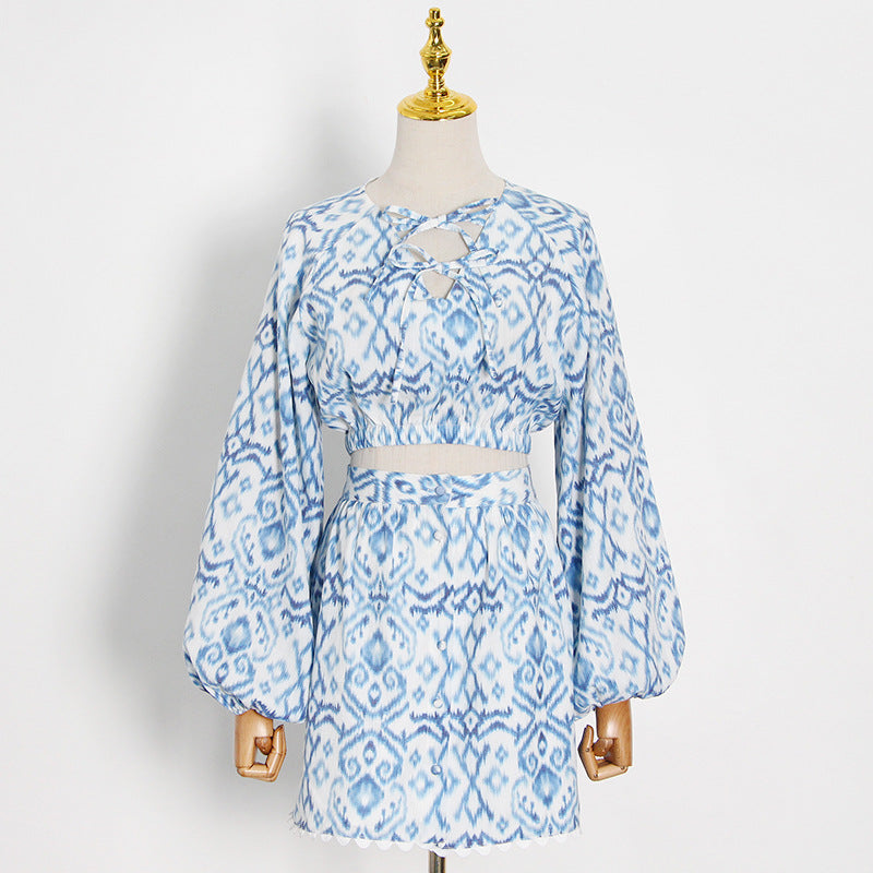 UNIKCOSA SoleilTie V-Neck Blouse & Slit Skirt Set