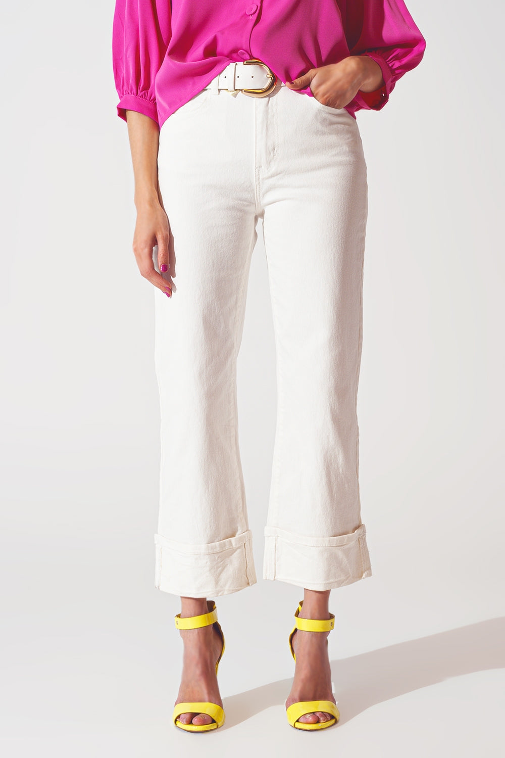 Straight Leg Jeans with Cropped Hem in White