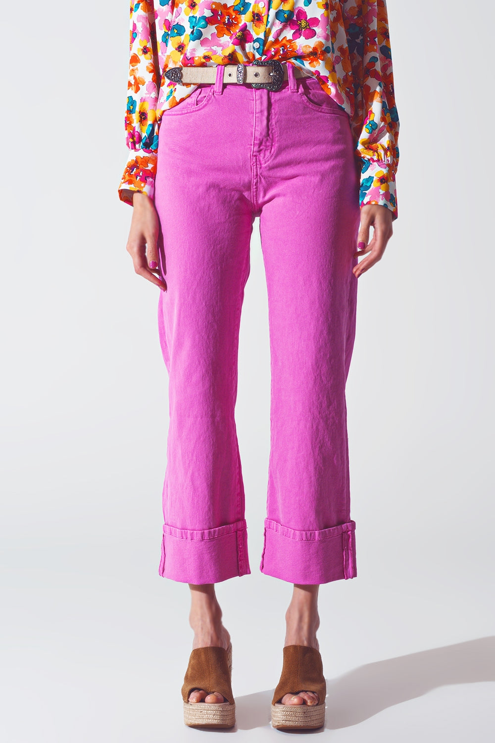 Straight Leg Jeans with Cropped Hem in Fuchsia