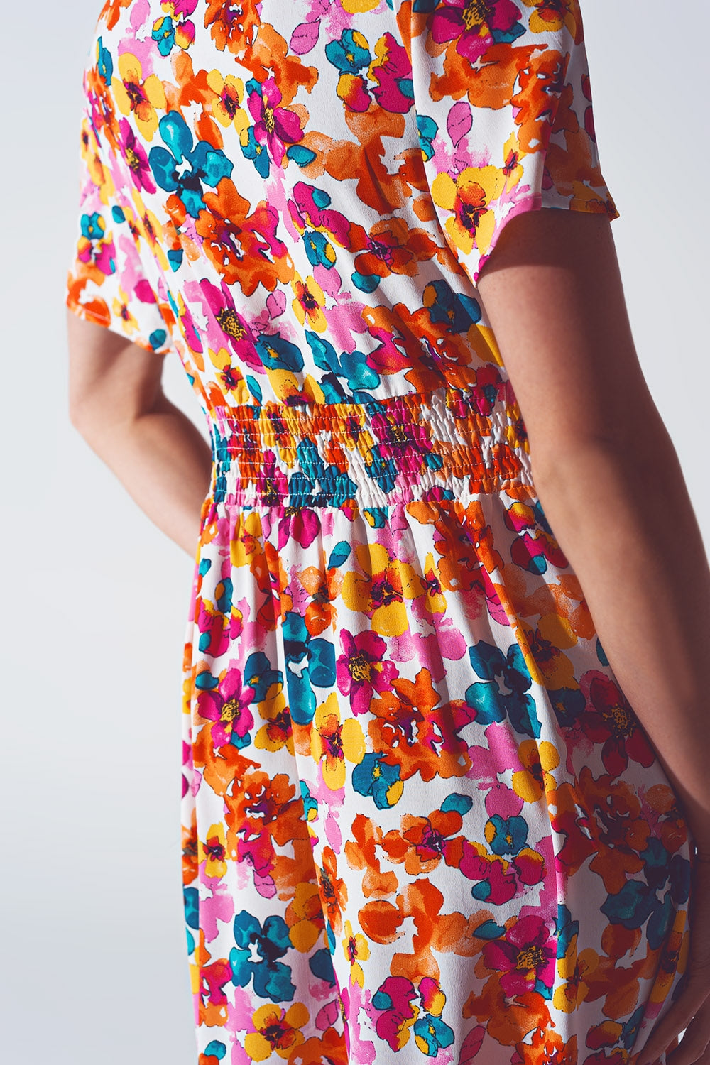 Midi Cinched In Wist Dress In Multicolot Floral Print