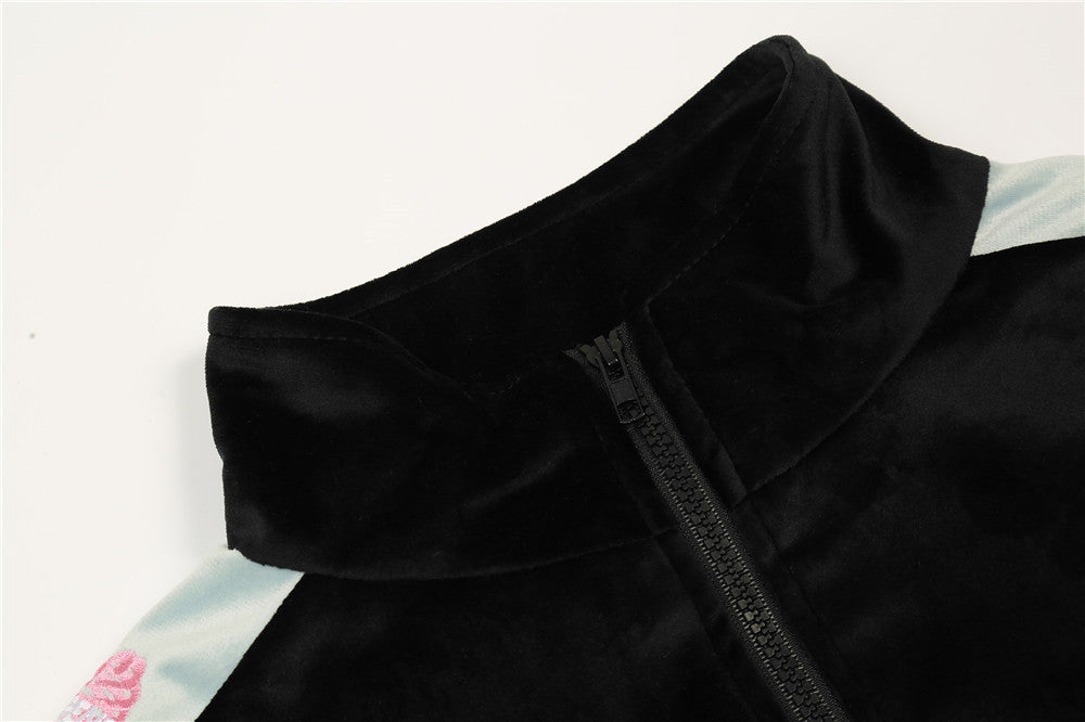 UNIKCOSA Love Embroidery Casual Suit – Two-Piece Street Set for Men