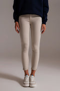 Beige ankle jeans with soft wrinkles