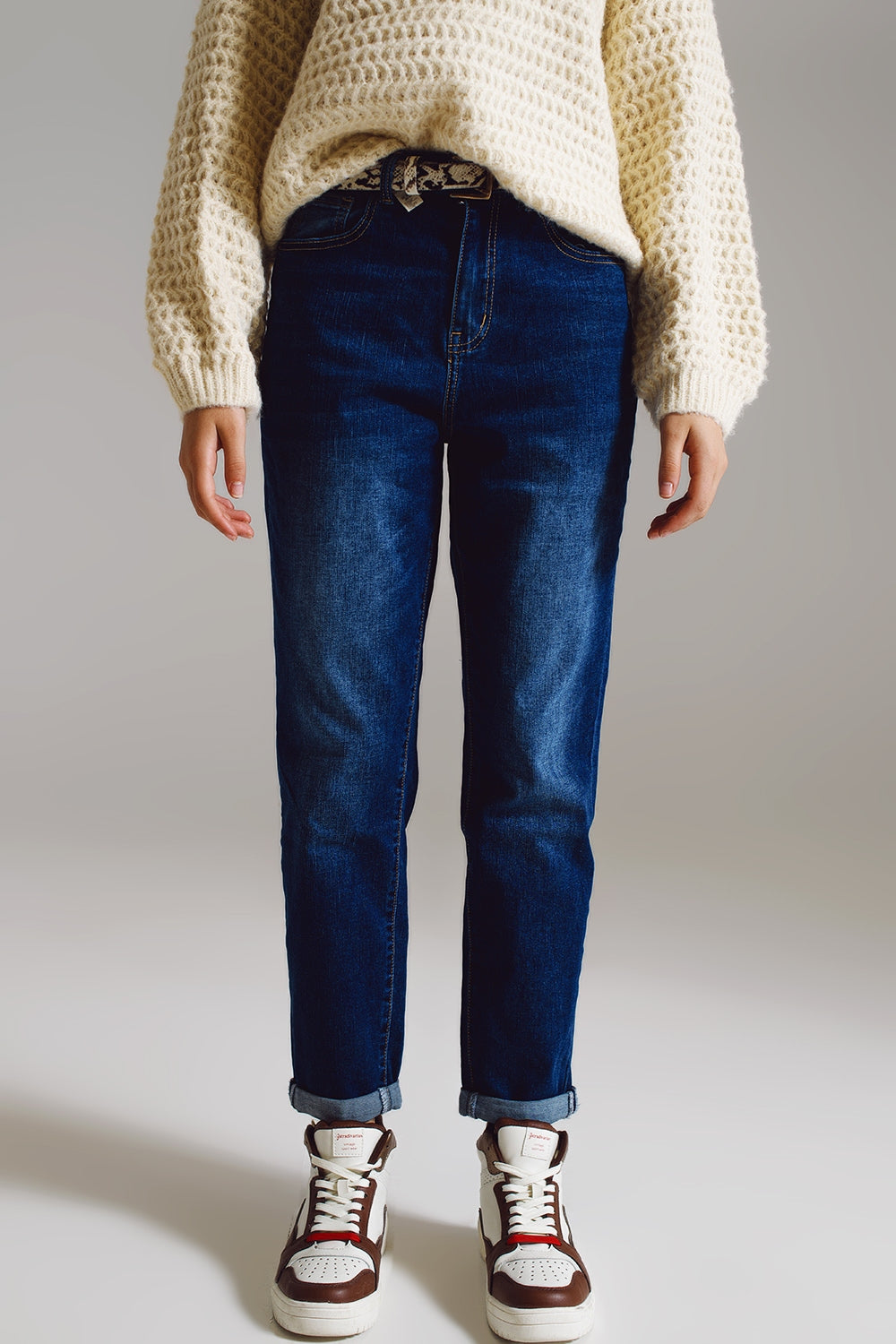 High waisted mom jean in medium wash
