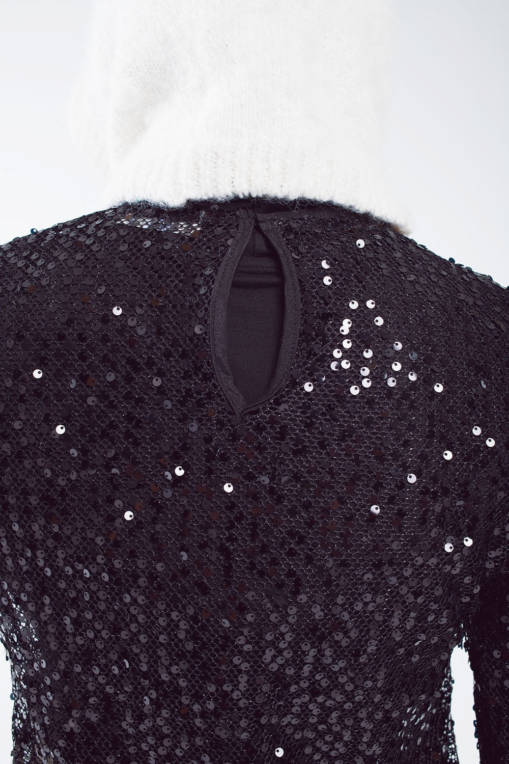 Long sleeve sequin top in black