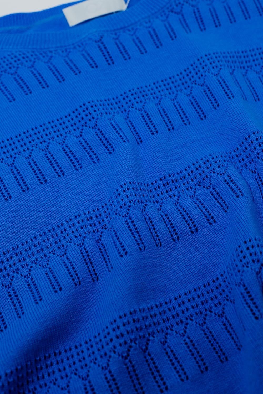 Sweatshirt In Blue With Lace Design and Short sleeves