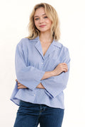 Wide 3/4 sleeves blue shirt with one chest pocket