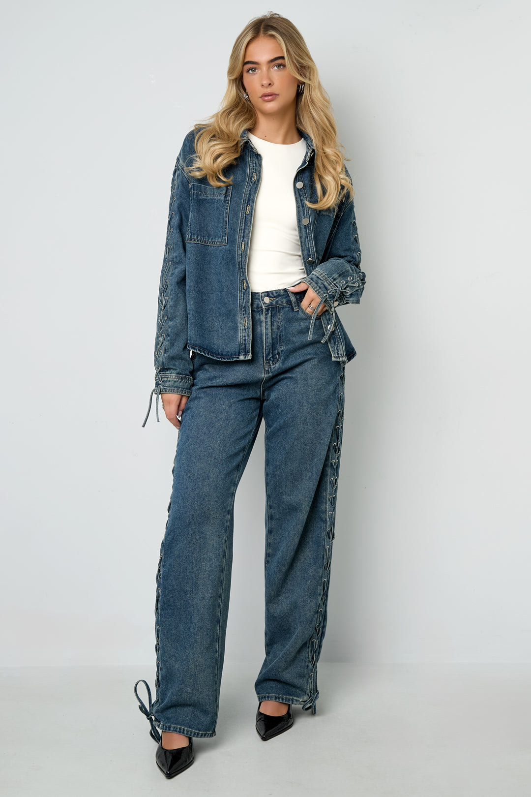 Woven Cotton Women's Denim Jacket Casual Tie-up