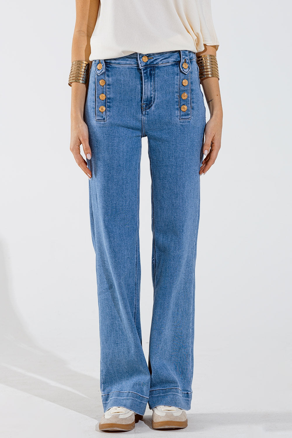 Straight Marine Style Jeans With Golden Buttons Details On The Side in Mid Blue