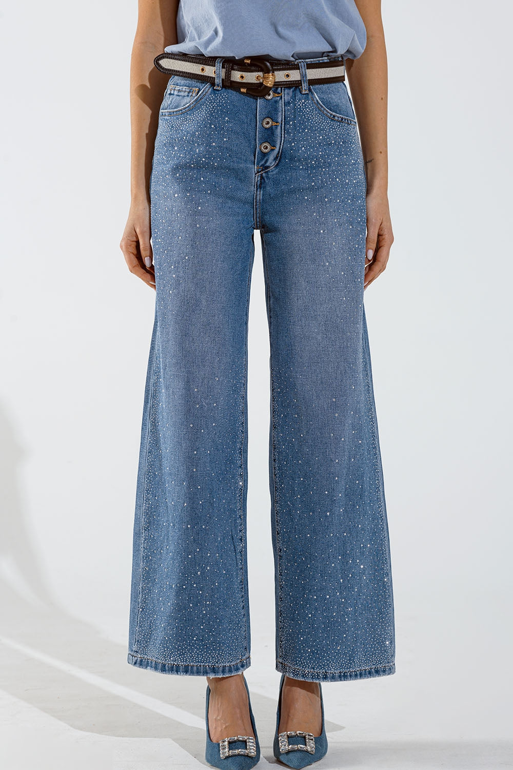 Wide Leg Jeans With Exposed Buttons And Stras Details in Mid Wash