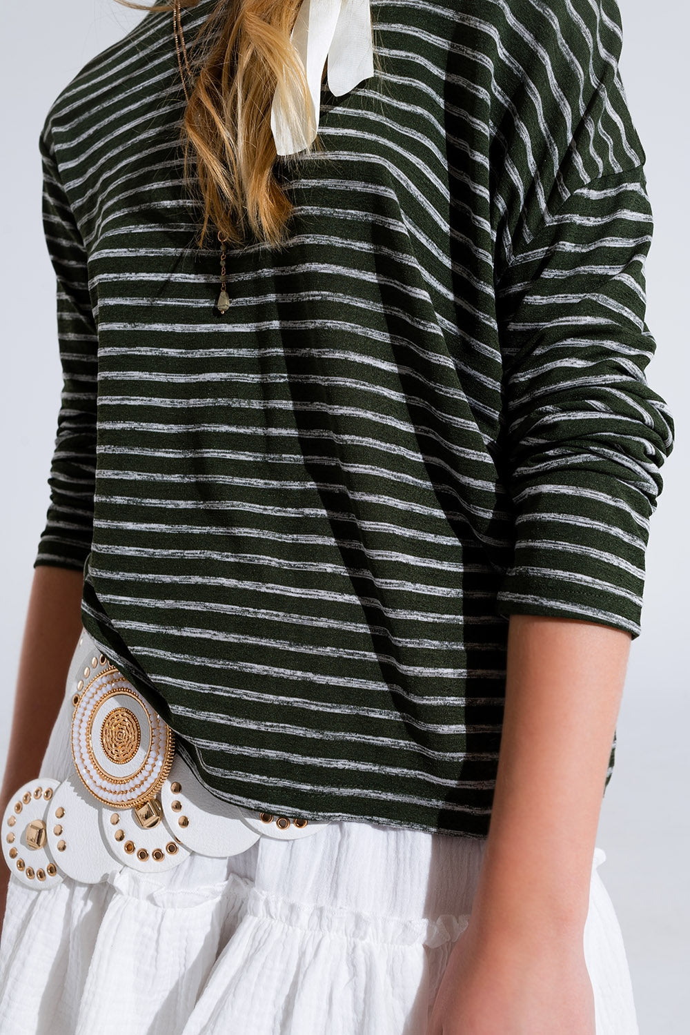 Relaxed striped T-shirt in khaki with open back detail