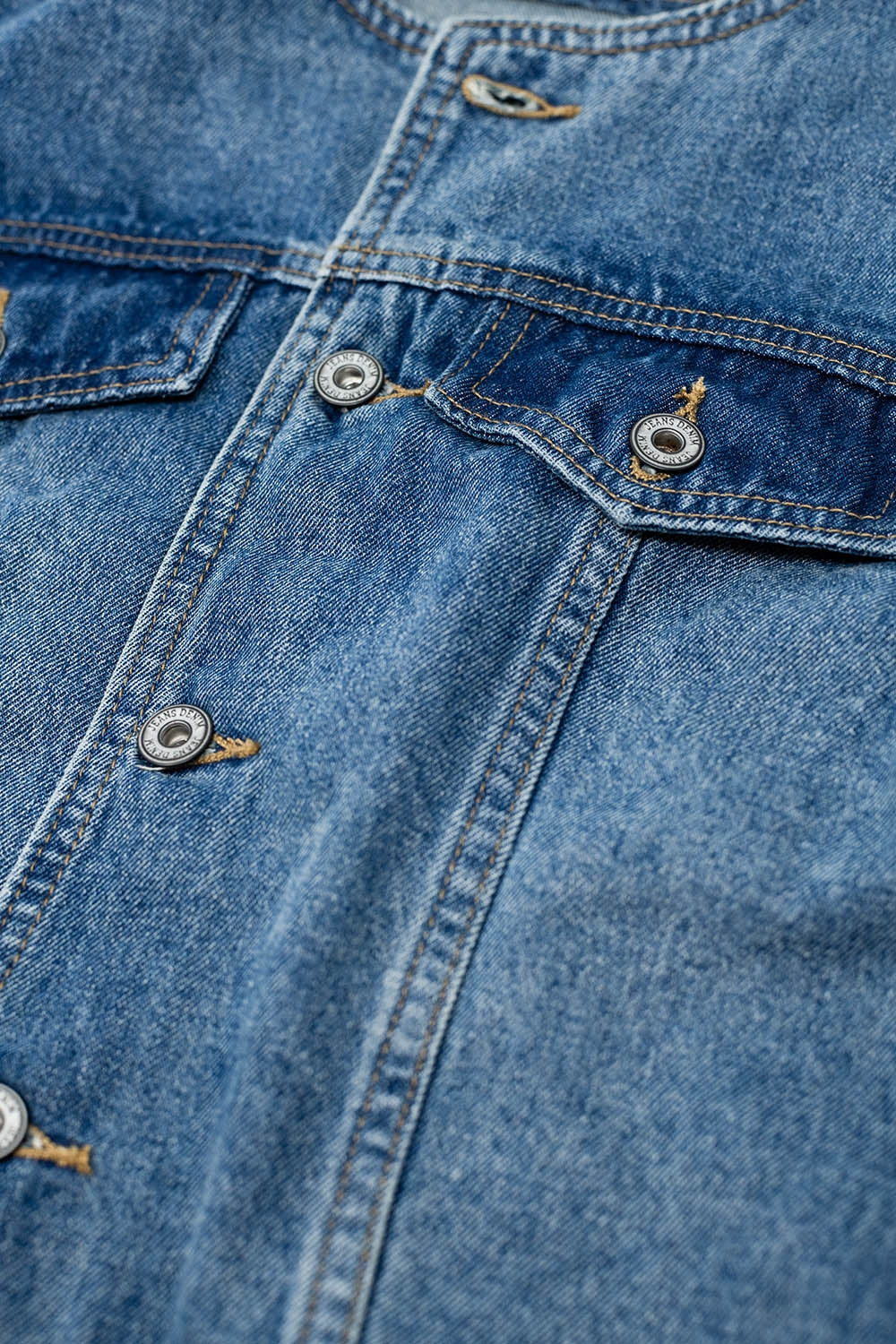Cropped Denim Jacket CH Style In Mid Wash