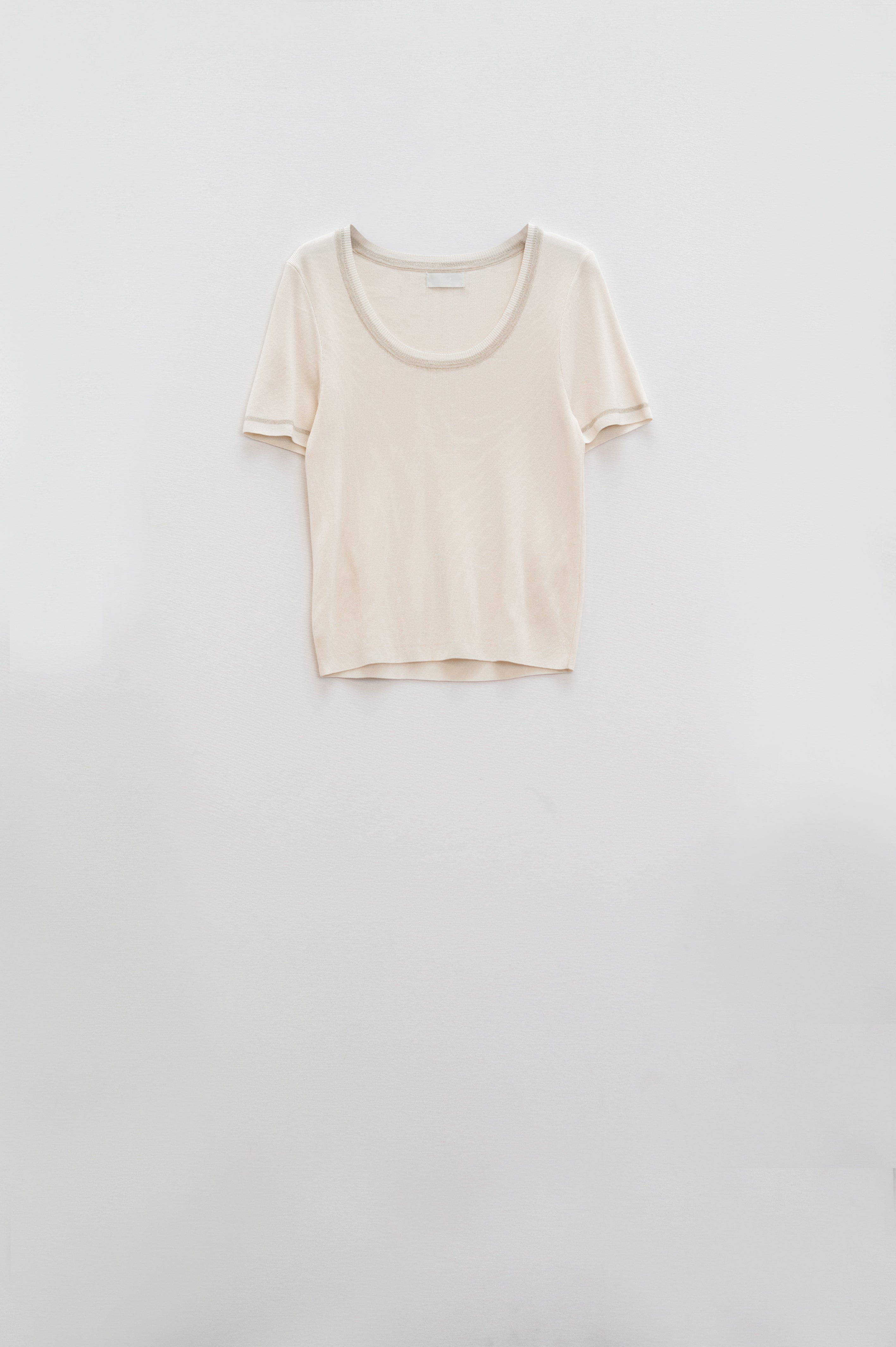 Short Sleeve sweater In beige With Silver Seam at Round Neck