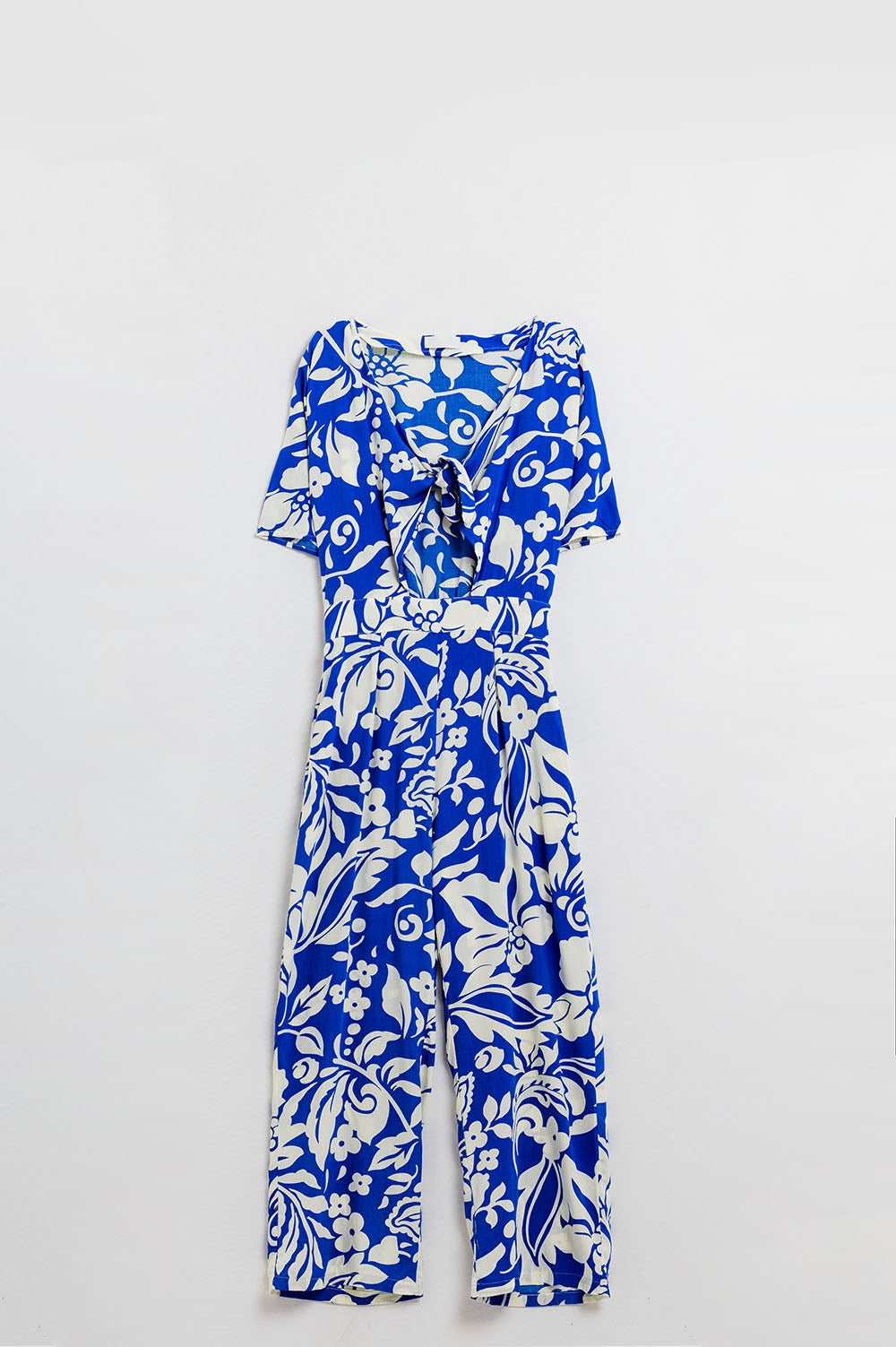 UNIKCOSA Short Sleeve Key Hole Front Floral Jumpsuit In Blue