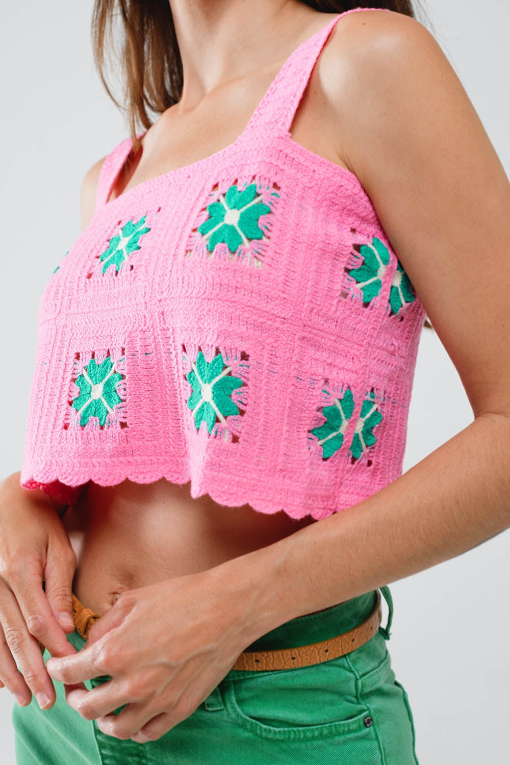 Cropped Crochet TankTop With Flower Pattern
