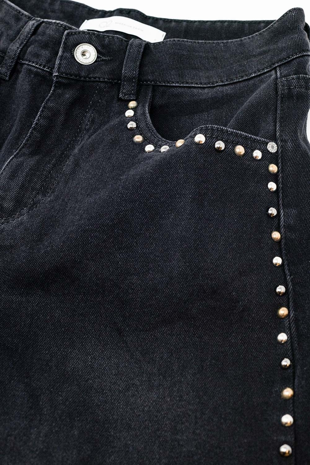 Straight Jeans With Stud Trim Details On The SIdes In Black