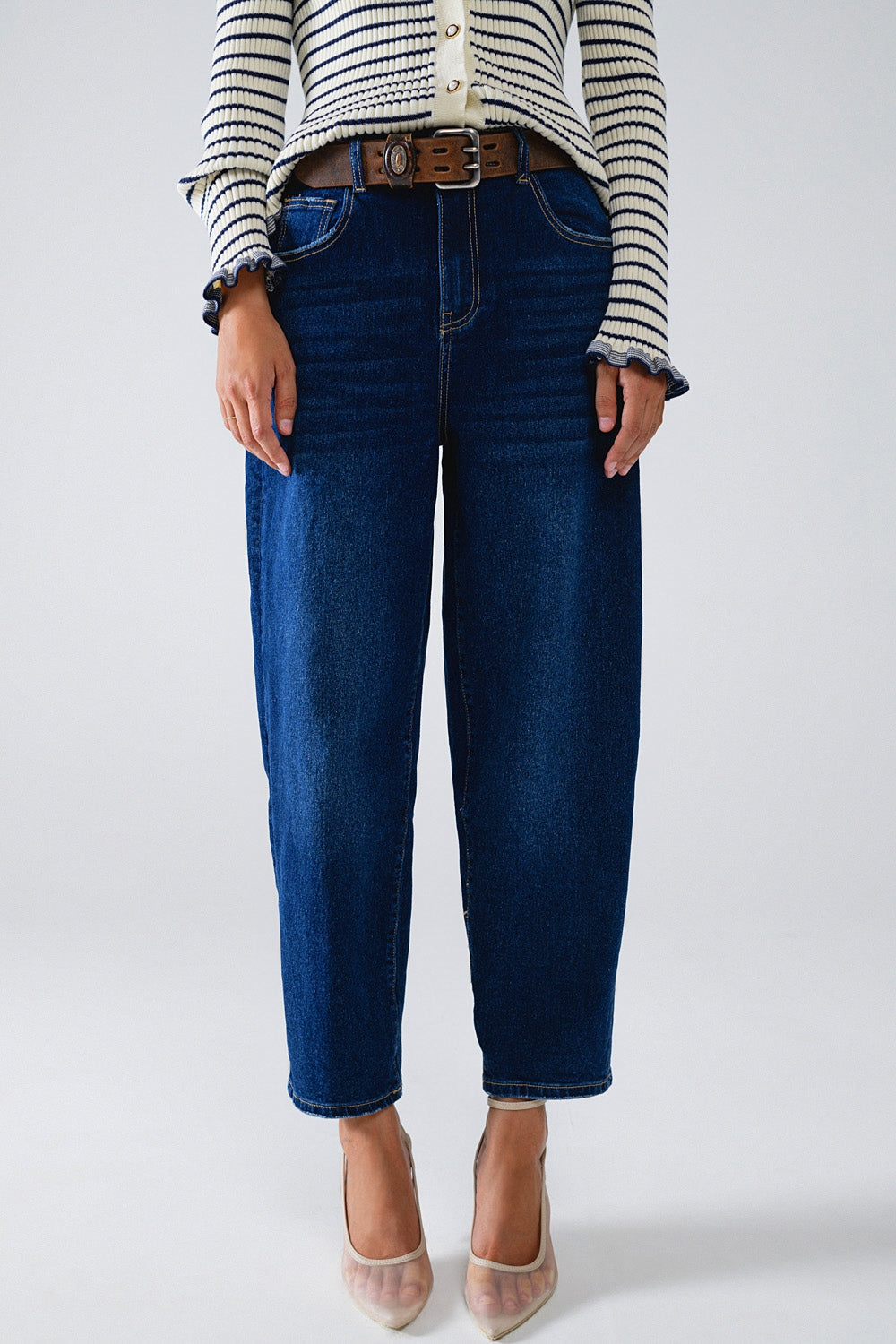 Wide Leg Mom Jeans In Mid Wash