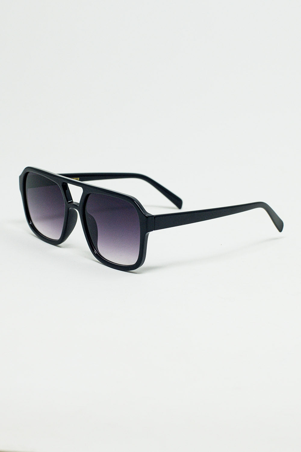 70's Aviator Sunglasses With Smoke Black Lense in Black