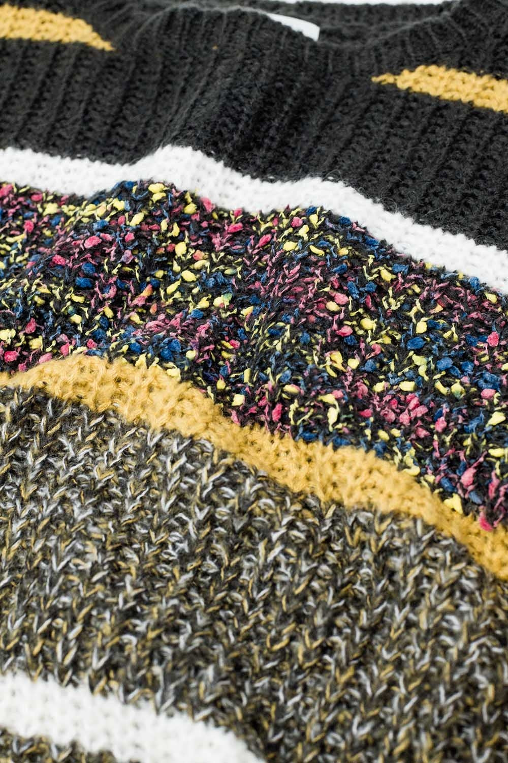 knitted long sleeve sweater in stripe with multiple colors
