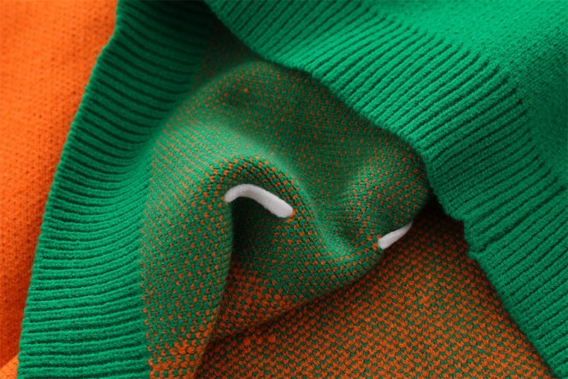 UNIKCOSA RetroMuse Colorblock Sweater Unisex Crewneck 💫