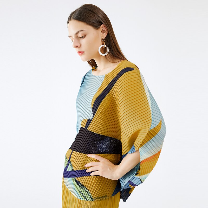 UNIKCOSA LuxeEase Ocean Print Bat Sleeve Top Korean Style 💫