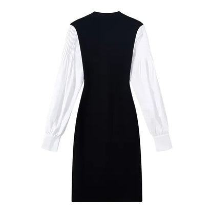 Elegant Women's V-Neck Knit Dress with Buttons – Long Sleeve Midi Style