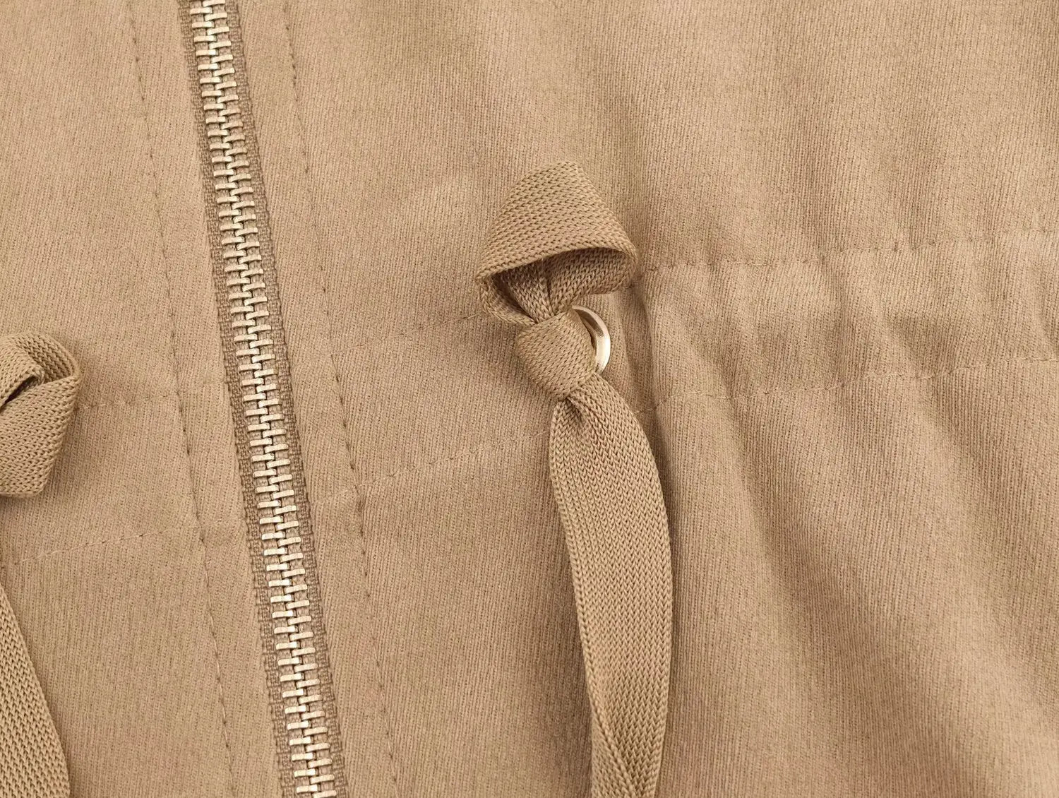 Elegant Women's Two-Piece Leisure Suit with Turn-Down Collar