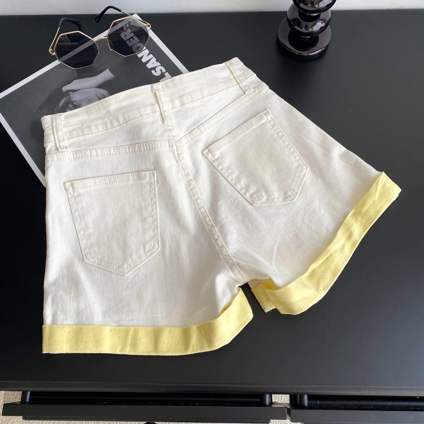 UNIKCOSA Women’s Summer Denim Shorts – 2025 High-Waist Printed Casual Jeans (Outdoor Chic Edition)