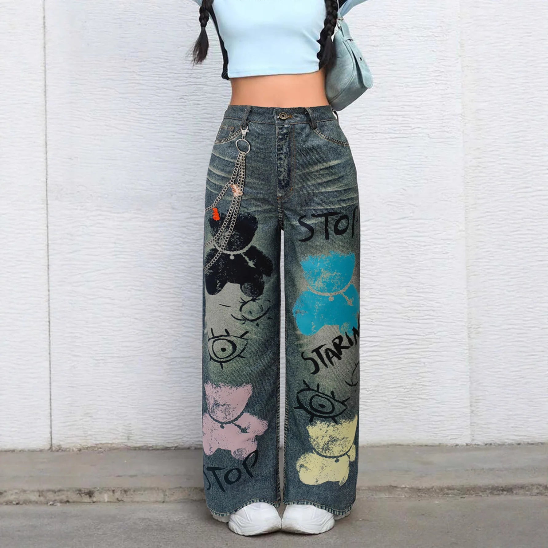 Trendy Graffiti Printed Straight-Leg Jeans – Breathable Denim for All Seasons