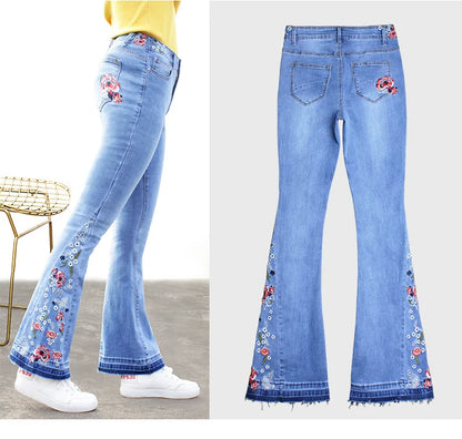 UNIKCOSA Velora Embroidered Flared Jeans Distressed 🖤