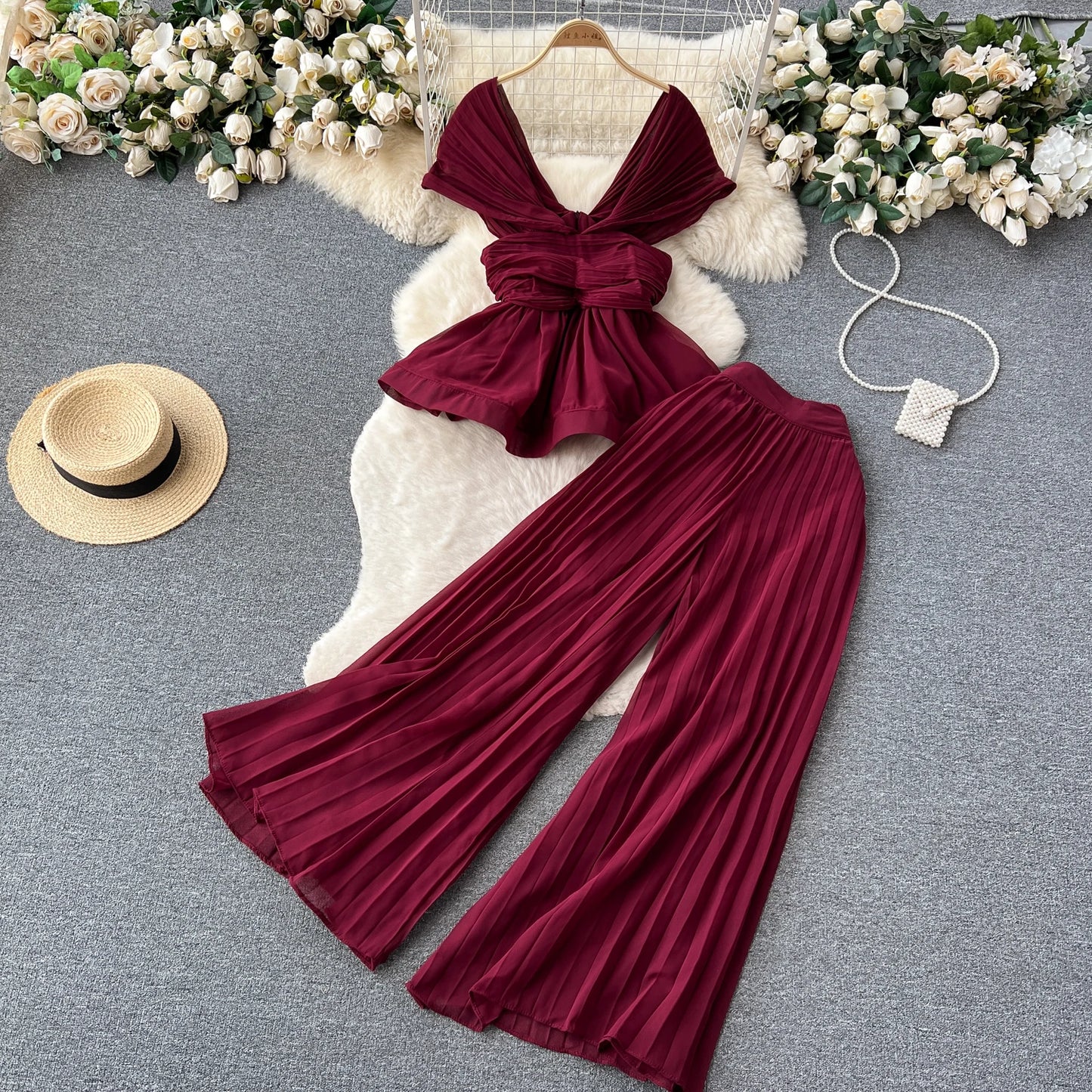 UNIKCOSA Women’s Elegant Summer Set – Pleated Chiffon Sleeveless Top & High-Waist Wide-Leg Pants (High-End Edition)
