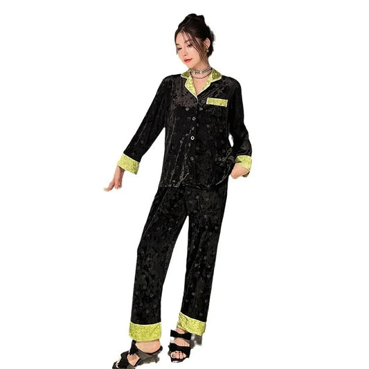 UNIKCOSA Women’s Velvet Pajama Set – Luxury Color-Block Long Sleeve Top & Elastic Waist Pants (Autumn/Winter Homewear Edition)