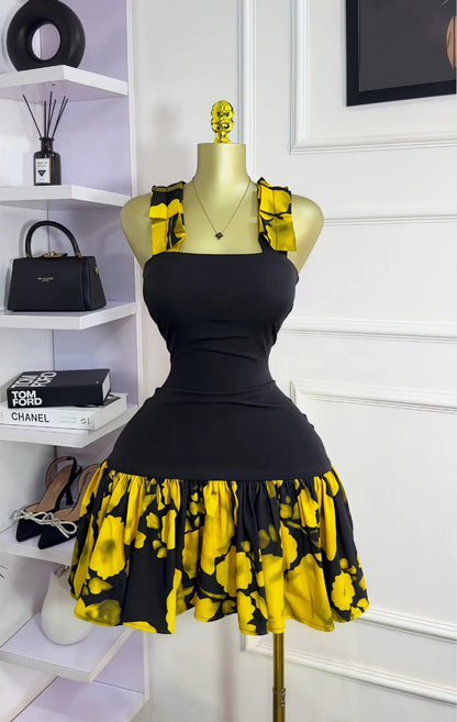 UNIKCOSA’s Printed Pleated Mini Dress — Sleeveless Sheath Vacation Chic