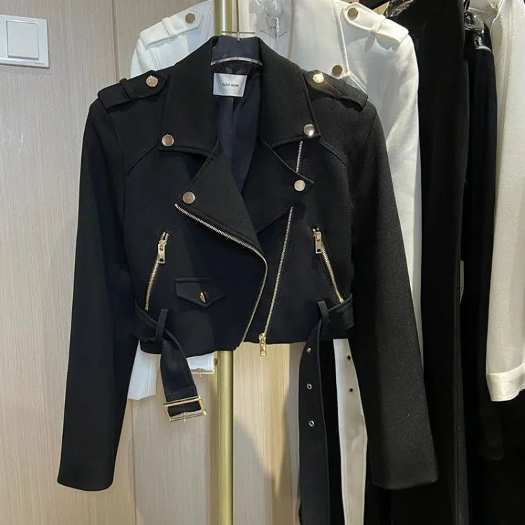 UNIKCOSA’s 2025 White Moto Jacket — Notched Collar Slim-Fit Y2K Coat